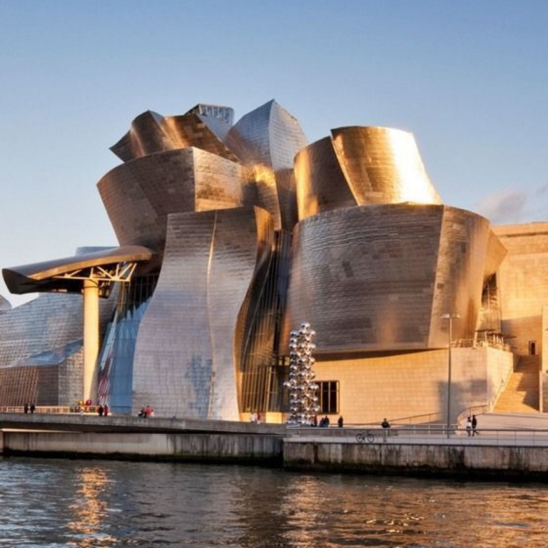 Musée Guggenheim sous le soleil